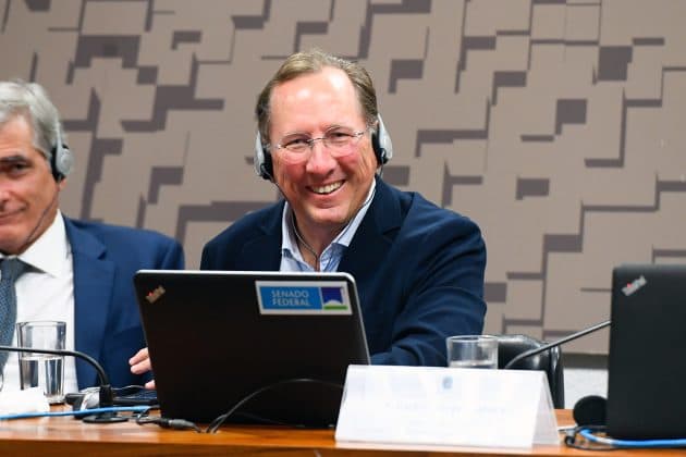  Eagle Football Holdings, controlat de John Textor, își pregătește strategia pentru vânzarea acțiunilor la Crystal Palace și extinderea pe piața bursieră