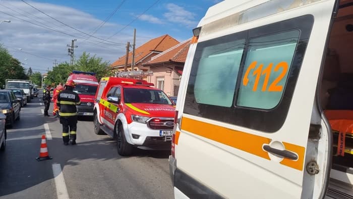 un bărbat rănit grave pe Calea Lipovei
