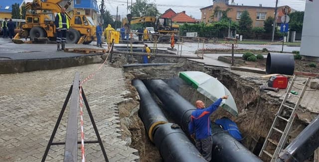  Apa Caldă se Oprește pe Numeroase Străzi din Timișoara - Află Detaliile Intervenției pentru 22 Mai!