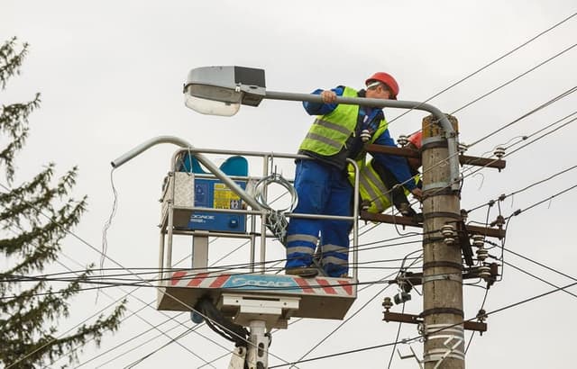 Curentul Se Oprește în Timișoara și Alte Localități din Timiș – Consultă Lista Întreruperilor pentru Zilele Următoare în Articolul Nostru!
