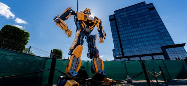  Activități de Weekend pentru Familie cu Expoziții, Roboți și Spectacole Captivante pentru Copii