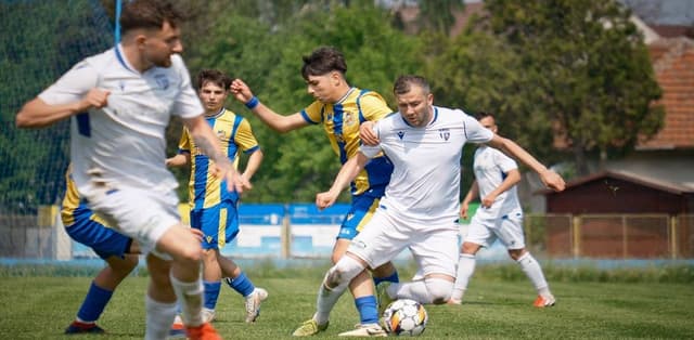 Liderul CSM Lugoj se împiedică la Ciacova, surprize neașteptate la Liebling și Parta, UVT-ul domină scorul etapei din Liga a IV-a Timiș cu 6 runde înainte de final.