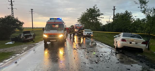  Femeie decedată și patru răniți, inclusiv doi copii, într-un grav accident rutier lângă Buziaș. VIDEO șocant din Timișoara!