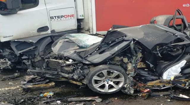  Trei Răniți După Ciocnirea cu Un TIR pe DN6. FOTO și Detalii Exclusiviste!