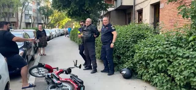  Mopederul fugar după accident cu mașină la intersecția Chișoda și Victor Hugo. Video care surprinde momentul!