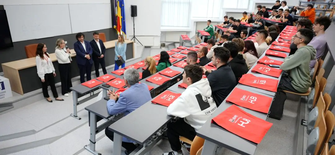  Amfiteatrul emblematic din corpul Electro, A-101, renovat cu ajutorul BRD Groupe Société Générale