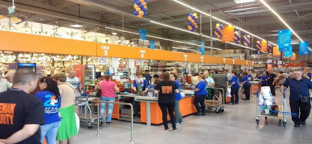  Tânăr prins după ce a furat obiecte de bricolaj în valoare de 1.000 lei dintr-un magazin