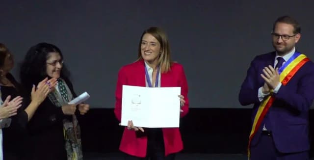  Roberta Metsola Premiată pentru Valori Europene! Află Detalii și Vezi VIDEO!