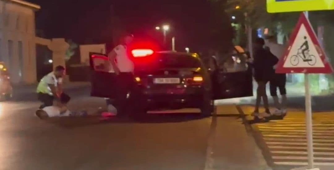 Ce l-a determinat să fugă de poliție la volanul unui BMW. VIDEO