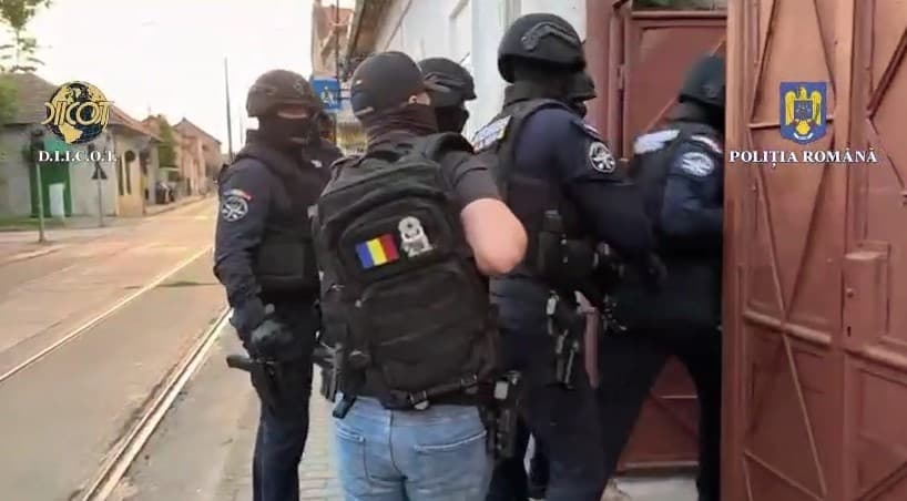  Traficant de droguri capturat, polițiștii intervine mascați! VIDEO exclusiv din operațiune