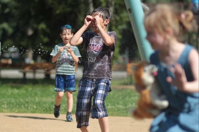  Eveniment de Ziua Copilului 2023 în Parcul Copiilor din Timișoara: Înscrieri pentru Comercianți Deschise la Casa de Cultură