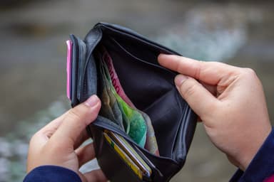  Indemnizație de șomaj de 330 lei/lună pentru 6 luni - detalii ANOFM pentru absolvenți înregistrați în 60 de zile