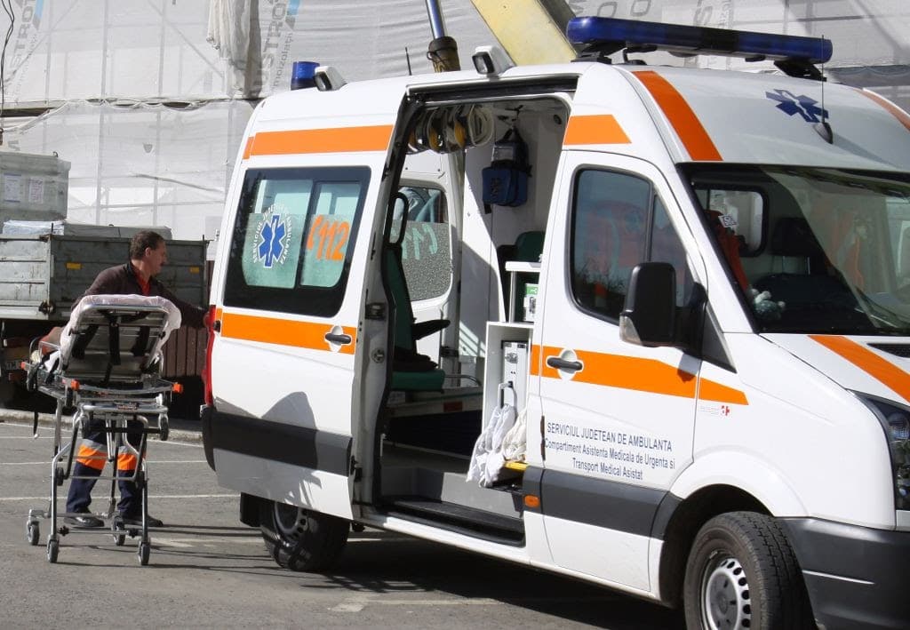  Un Tânăr de 17 Ani Internat după Un Manervră Evasivă Pentru a Evita Coliziunea cu un Șofer Neatent