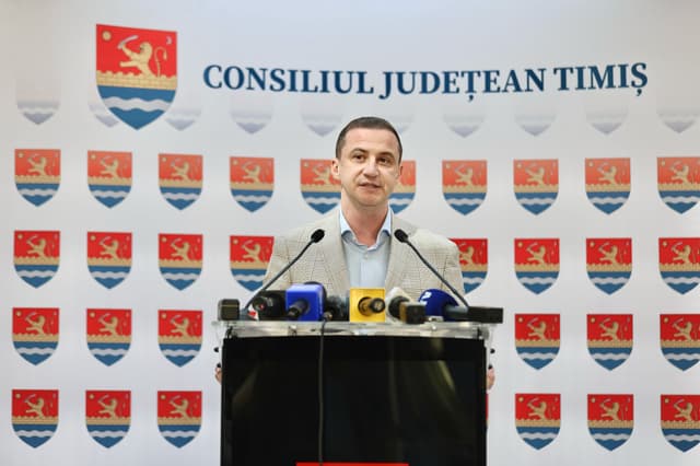  Alfred Simonis Îl Alege pe Nicușor Dan: Cu George Simion sunt Complet Opus. Adecizi între Lumină și Întuneric