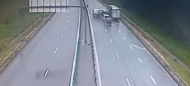  Declanșarea planului roșu și intervenția ambulanțelor în Arad