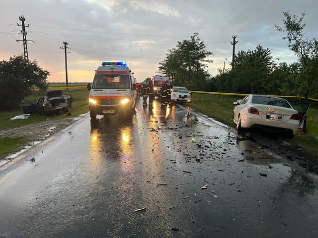  Femeie decedată în urma coliziunii a două autoturisme sâmbătă seara