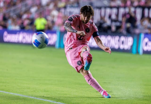 Lionel Messi, desemnat cel mai mare fotbalist al tuturor timpurilor de IFFHS - Clasament istoric publicat recent