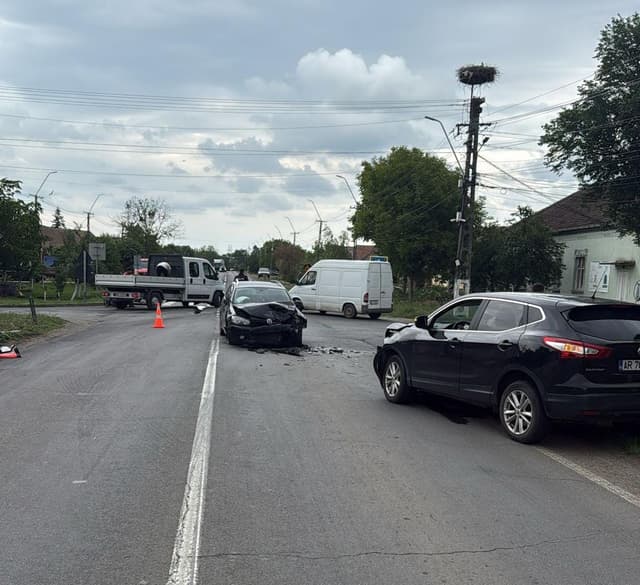  Două șoferițe rănite, dosar penal deschis după accidentul provocat de un șofer imprudent