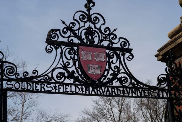 Judecător American Suspendă Temporar Interdicția Lui Trump pentru Studenții Străini la Harvard