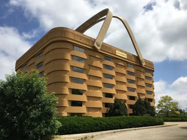  De la Simbol și Ambiție Monumentală la Ruină și Legendă în Newark, Ohio