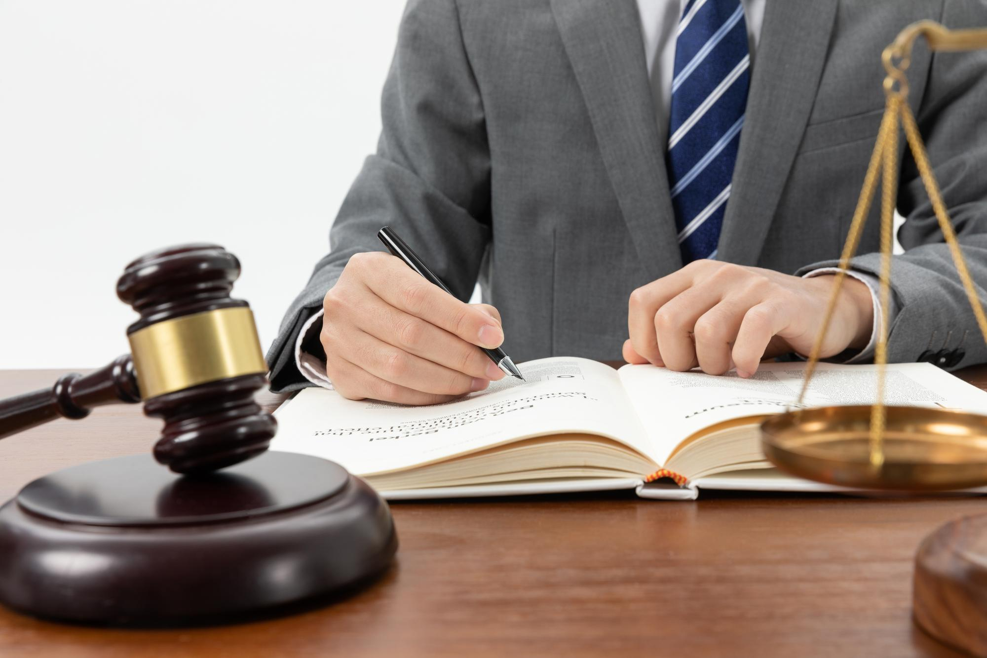 De ce ar trebui să colaborezi cu TGZ Legal pentru problemele juridice?